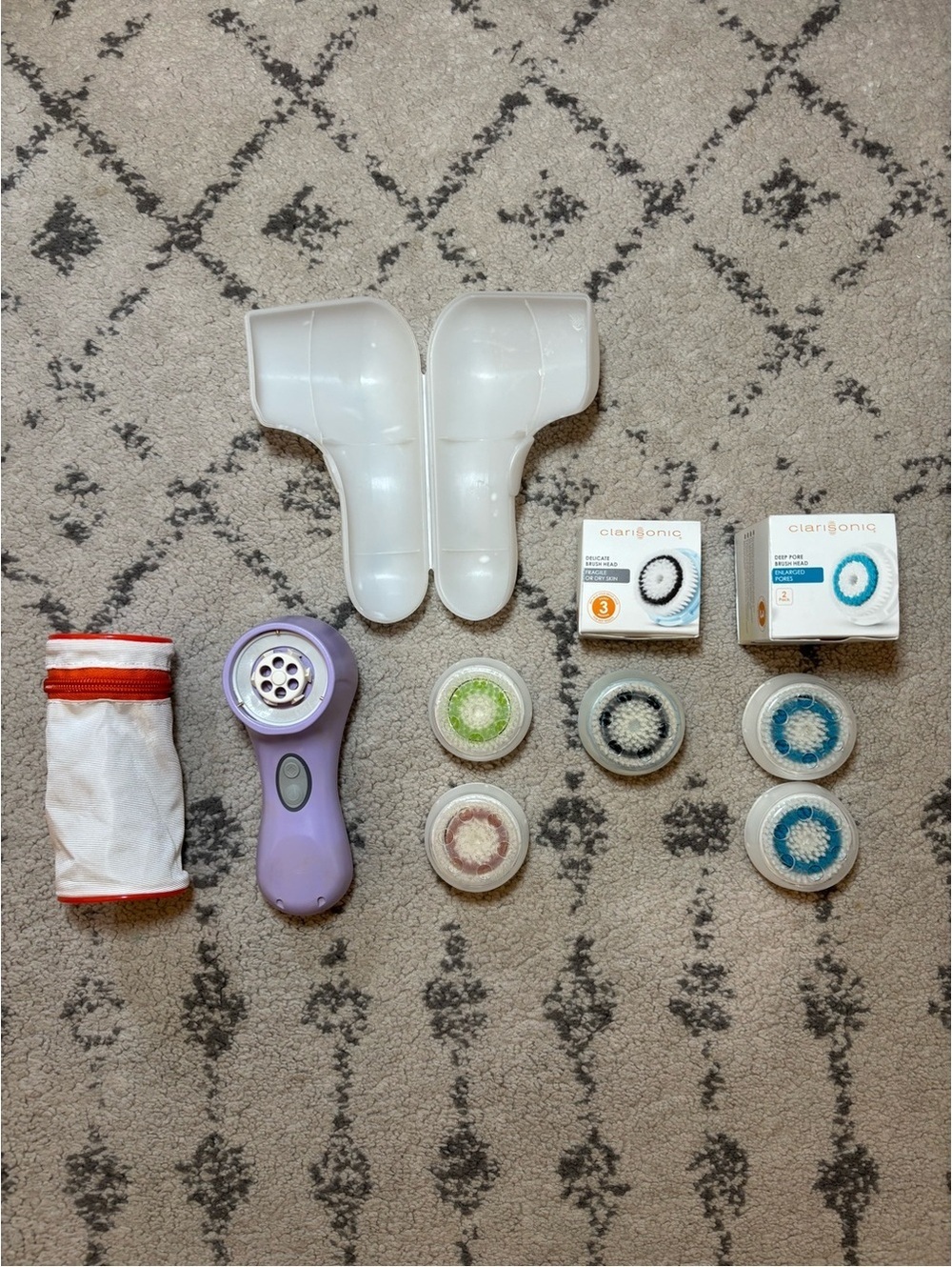Clarisonic Mia 2 Facial Cleansing Brush Bundle + 5 Brush Heads